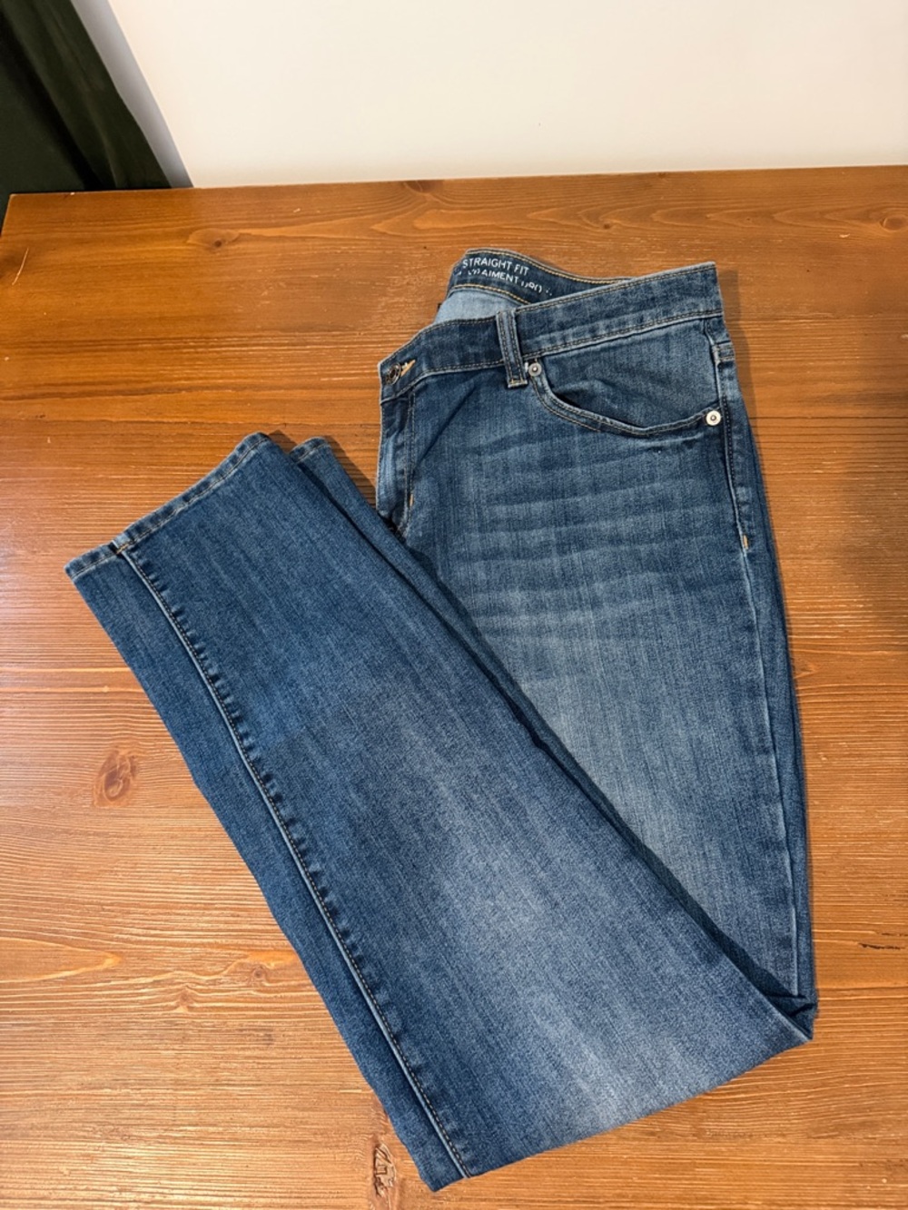 Gap Real Straight Fit Jeans EUC